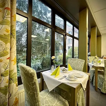Hotel Brunnenhof 3*