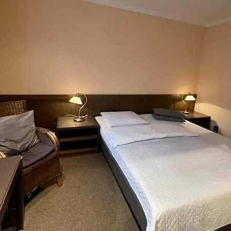 Hotel Brunnenhof 3*