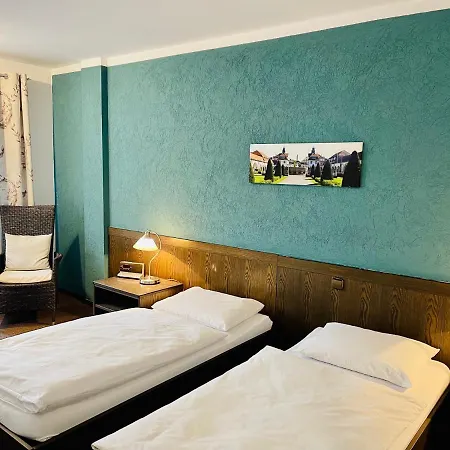 Brunnenhof باد نوهايم