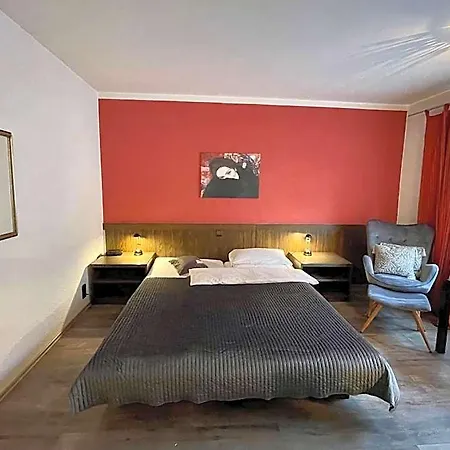 ホテル Brunnenhof 3*